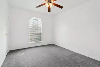 1403 Aviary Drive, DeSoto, TX 75115 - Photo 19