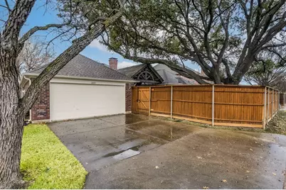 2223 Canyon Trail, Carrollton, TX 75007 - Photo 27