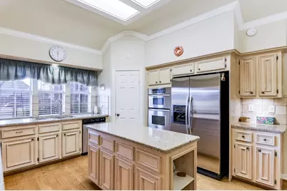 2223 Canyon Trail, Carrollton, TX 75007 - Photo 13