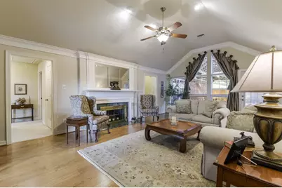 2223 Canyon Trail, Carrollton, TX 75007 - Photo 7