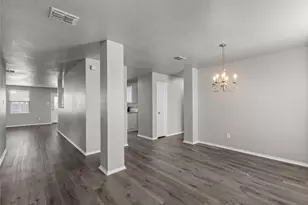 1021 Badger Run, Lancaster, TX 75134 - Photo 3