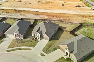 11249 Canyon Mine Dr, Aubrey, TX 76227 - Photo 39