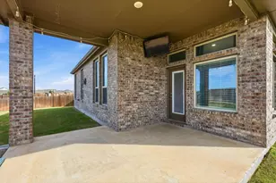 11249 Canyon Mine Dr, Aubrey, TX 76227 - Photo 33