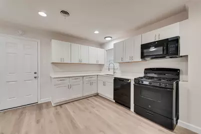 7916 Chaparral Drive, White Settlement, TX 76108 - Photo 9