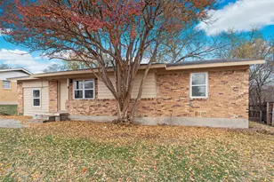 7916 Chaparral Dr, White Settlement, TX 76108 - Photo 3