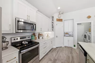 1436 Town Creek Circle, Weatherford, TX 76086 - Photo 13