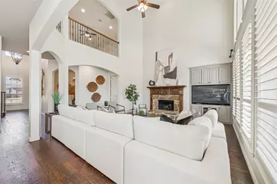 1124 Grant Avenue, Lantana, TX 76226 - Photo 9