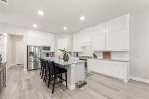 8301 Cotton Belt Ln, North Richland Hills, TX 76182 - Photo 9