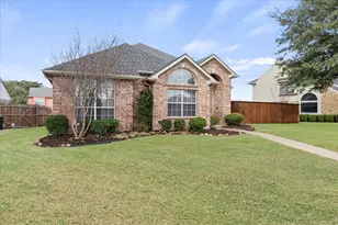 2105 Highwood St, Mesquite, TX 75181 - Photo 3
