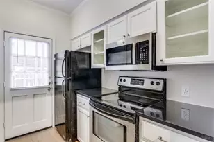 4405 Bellaire Dr S, Fort Worth, TX 76109 - Photo 5