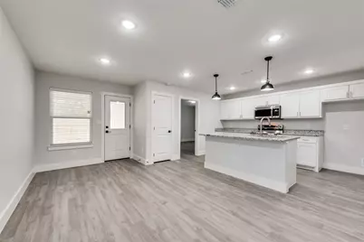 420 E 5th Street, Bonham, TX 75418 - Photo 3