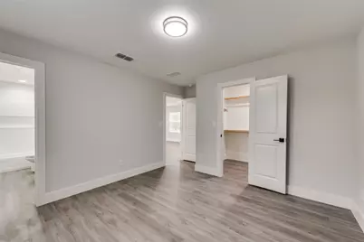 420 E 5th Street, Bonham, TX 75418 - Photo 9