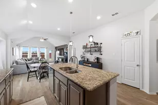 7737 Oakmeade St, Joshua, TX 76058 - Photo 15