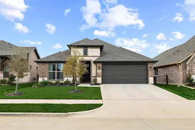 7737 Oakmeade Street, Joshua, TX 76058 - Photo 1