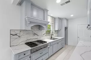 3618 Jeffries St, Dallas, TX 75215 - Photo 3