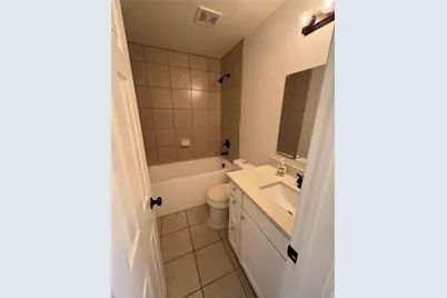 932 E Davis Avenue, Fort Worth, TX 76104 - Photo 21