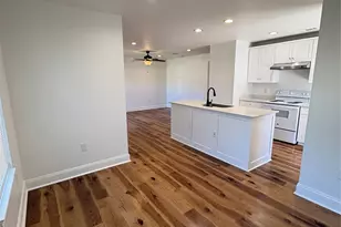 932 E Davis Ave, Fort Worth, TX 76104 - Photo 3