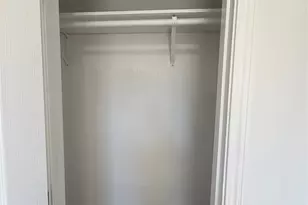 932 E Davis Ave, Fort Worth, TX 76104 - Photo 9