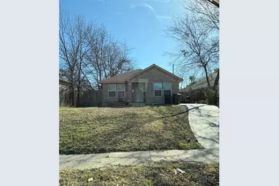 932 E Davis Avenue, Fort Worth, TX 76104 - Photo 1