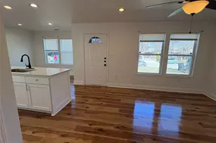 932 E Davis Ave, Fort Worth, TX 76104 - Photo 19