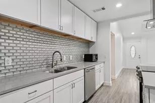 3035 Townsend Dr, Dallas, TX 75229 - Photo 9