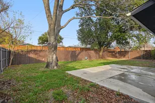 3035 Townsend Dr, Dallas, TX 75229 - Photo 27