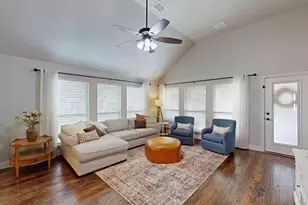 1119 Kettlewood Dr, Justin, TX 76247 - Photo 3