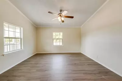 4725 Ramey Avenue, Fort Worth, TX 76105 - Photo 5