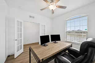 10040 Thornapple Rd, Fort Worth, TX 76179 - Photo 7