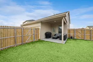 10040 Thornapple Rd, Fort Worth, TX 76179 - Photo 23