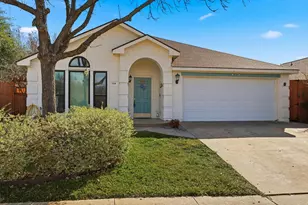 114 Drake Ln, Garland, TX 75043 - Photo 3