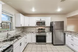 312 Bonnie View Dr, Princeton, TX 75407 - Photo 5