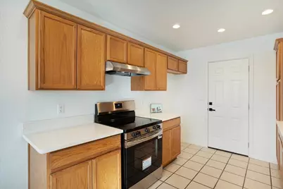 700 E 6th Street, Bonham, TX 75418 - Photo 11