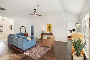 700 E 6th St, Bonham, TX 75418 - Photo 5