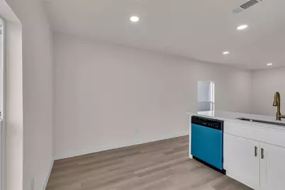 913 Roaming Road Drive, Allen, TX 75002 - Photo 9