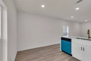 913 Roaming Rd Dr, Allen, TX 75002 - Photo 9