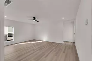 913 Roaming Rd Dr, Allen, TX 75002 - Photo 3