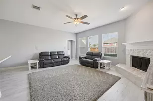 2616 Clover Hill Ct, McKinney, TX 75071 - Photo 9