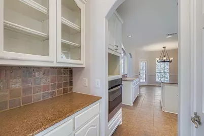 2207 Creekedge Court, Corinth, TX 76210 - Photo 11