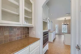 2207 Creekedge Ct, Corinth, TX 76210 - Photo 11