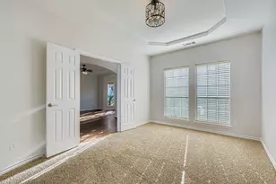 2207 Creekedge Ct, Corinth, TX 76210 - Photo 7