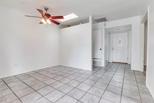 18 Park Ln, Bedford, TX 76021 - Photo 5