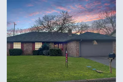 5718 Sagebrush Trail, Arlington, TX 76017 - Photo 1