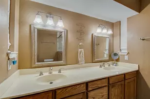 5718 Sagebrush Trail, Arlington, TX 76017 - Photo 17