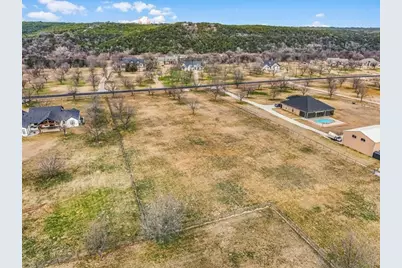 11015 Orchards Boulevard, Cleburne, TX 76033 - Photo 11