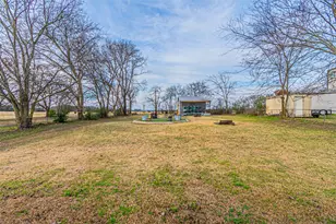 690 W Ohio St, Van, TX 75790 - Photo 27