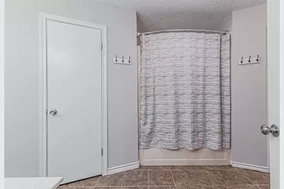 690 W Ohio Street, Van, TX 75790 - Photo 21