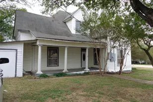 211 W Purdom Ave, Alvarado, TX 76009 - Photo 1