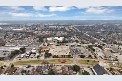 2510 W Jefferson Boulevard, Dallas, TX 75211 - Photo 11