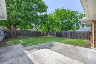 3123 Honeydew Dr, Carrollton, TX 75007 - Photo 23